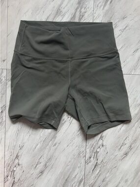 Lululemon Wunder Train Shorts- Grey Sage